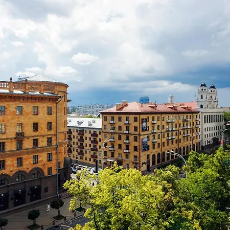 Апартаменты Интернациональная Apartment